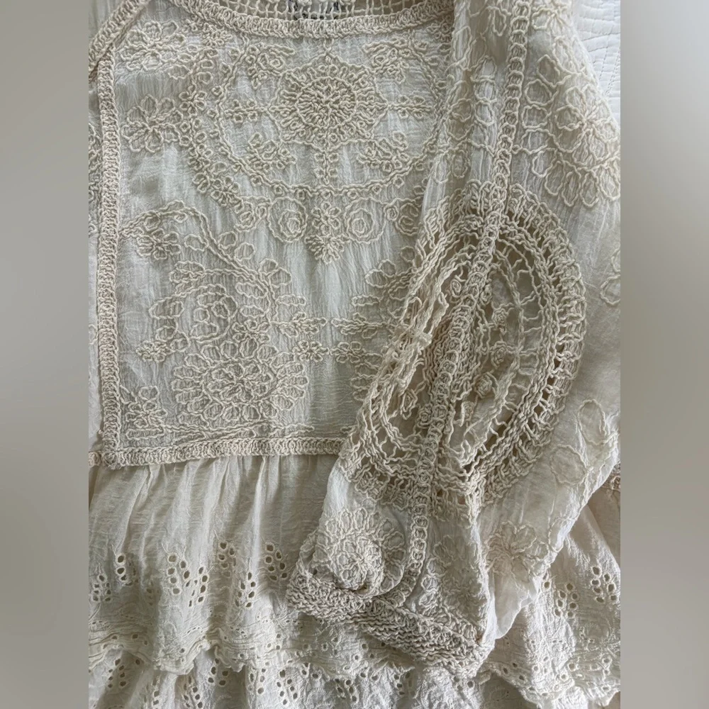 ARULA by Alterd Stare Ivory Lace Bohemian Peasant Blouse 16 - Picture 5 of 11